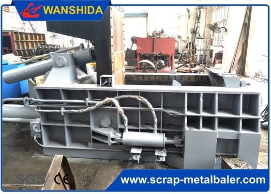 Купить 250ton Hydraulic Scrap Metal baling machine with Side push out type and PLC automatic control online manufacture